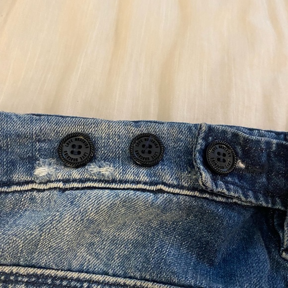 LOVE MOSCHINO Straight Low Rise Distressed Jeans (J2) - Picture 11 of 12